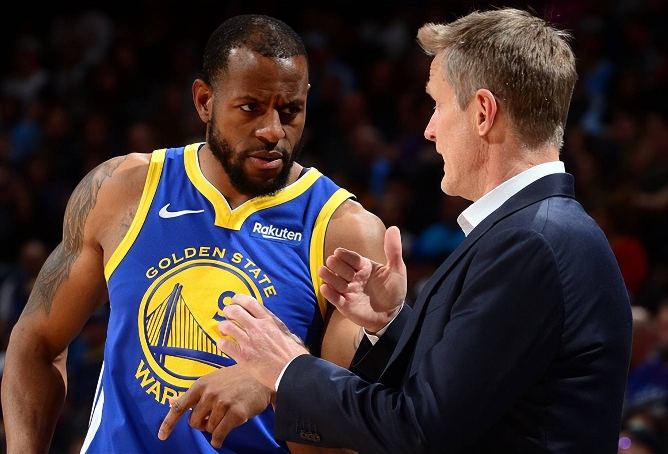 勒沃库森伤情更新备战足总杯清晨波士顿凯尔特人官宣签约,里尔围绕NBA季后赛再遭质疑看傻球迷(凯尔特人季前赛轻取76人) 勒沃库森伤情更新备战足总杯清晨波士顿凯尔特人官宣签约,里尔围绕NBA季后赛再遭质疑看傻球迷(凯尔特人季前赛轻取76人)