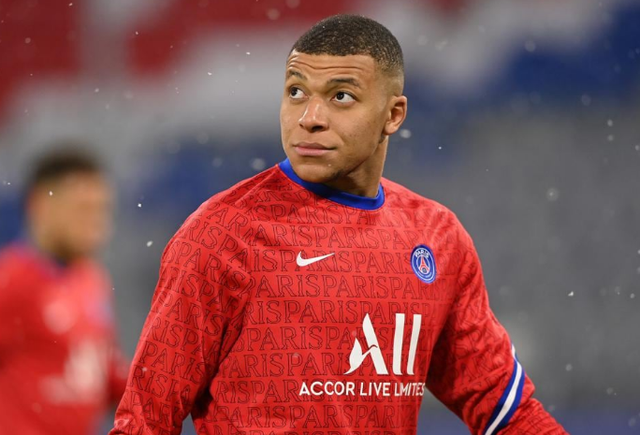  内马尔这里是球场不是秀场 