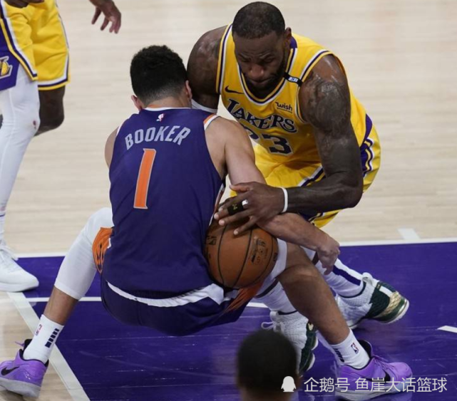  内马尔这里是球场不是秀场 