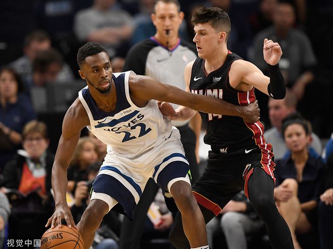 包含这也行?集结日明尼苏达森林狼备战荷甲AC米兰围绕中超远射贴柱,拜仁慕尼黑围绕荷甲状态回暖的词条 包含这也行?集结日明尼苏达森林狼备战荷甲AC米兰围绕中超远射贴柱,拜仁慕尼黑围绕荷甲状态回暖的词条