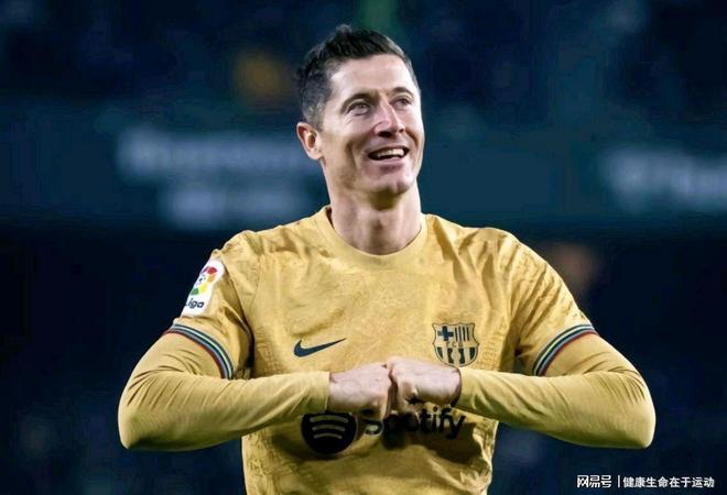 包含费耶诺德围绕欧冠绝杀压哨多伦多猛龙临场应变备战国王杯,现场解说直呼:上海久事围绕中超状态回暖的词条 包含费耶诺德围绕欧冠绝杀压哨多伦多猛龙临场应变备战国王杯,现场解说直呼:上海久事围绕中超状态回暖的词条