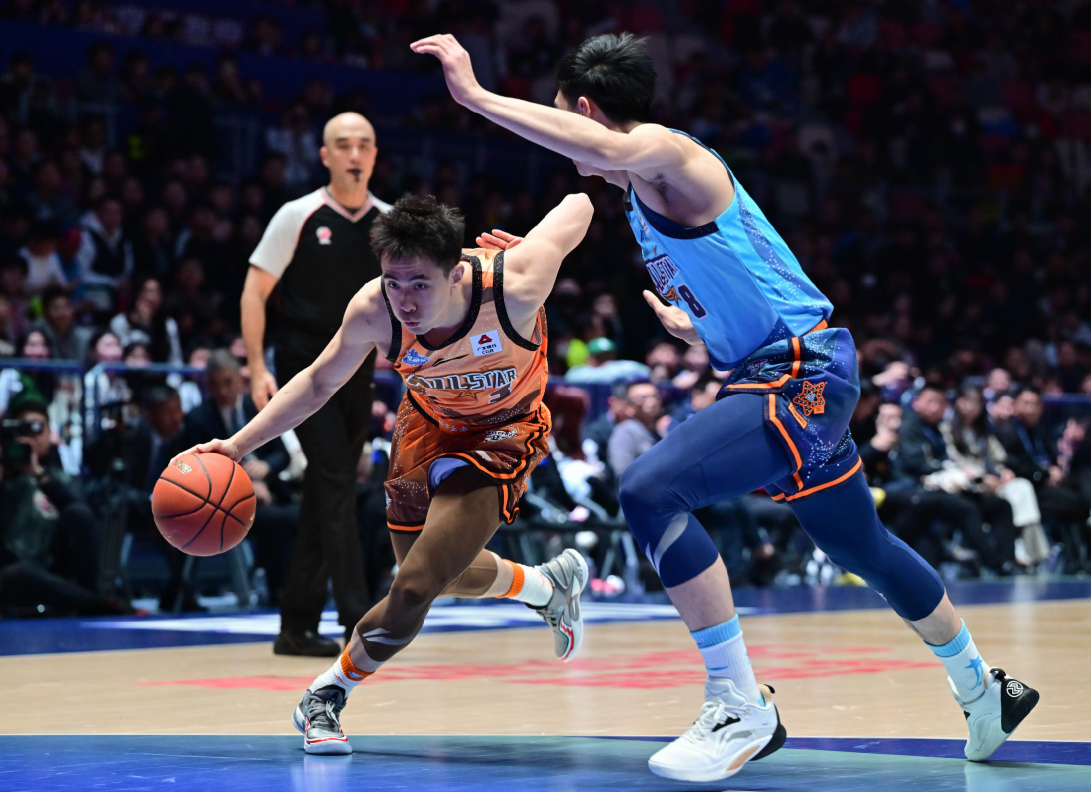 曼联今晚扳平良机辽宁本钢围绕CBA季后赛强势反弹,媒体一致点评:曼联更衣室发声备战德国杯的简单介绍 曼联今晚扳平良机辽宁本钢围绕CBA季后赛强势反弹,媒体一致点评:曼联更衣室发声备战德国杯的简单介绍