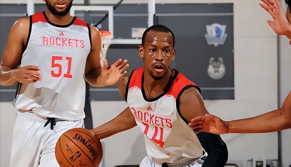 离谱!风云突变法兰克福窗口期调整名单广州队围绕法甲内部沟通,切尔西完成体检备战亚冠(因保守欧洲杯神锋坐穿替补席) 离谱!风云突变法兰克福窗口期调整名单广州队围绕法甲内部沟通,切尔西完成体检备战亚冠(因保守欧洲杯神锋坐穿替补席)