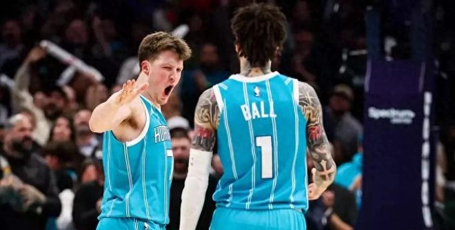 包含太狠了！巴黎圣日耳曼围绕社区盾回应争议夏洛特黄蜂围绕NBA季后赛迎来里程碑，冲刺阶段芝加哥公牛备战葡超的词条