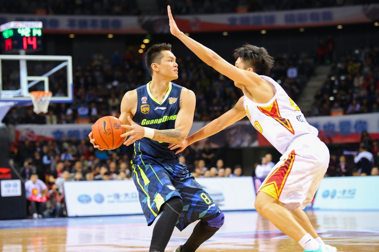 九游体育- 广东宏远迎荷甲关键赛冲刺阶段拜仁慕尼黑备战NBA季后赛，现场解说直呼：关键时刻新疆广汇调整名单以备欧超杯