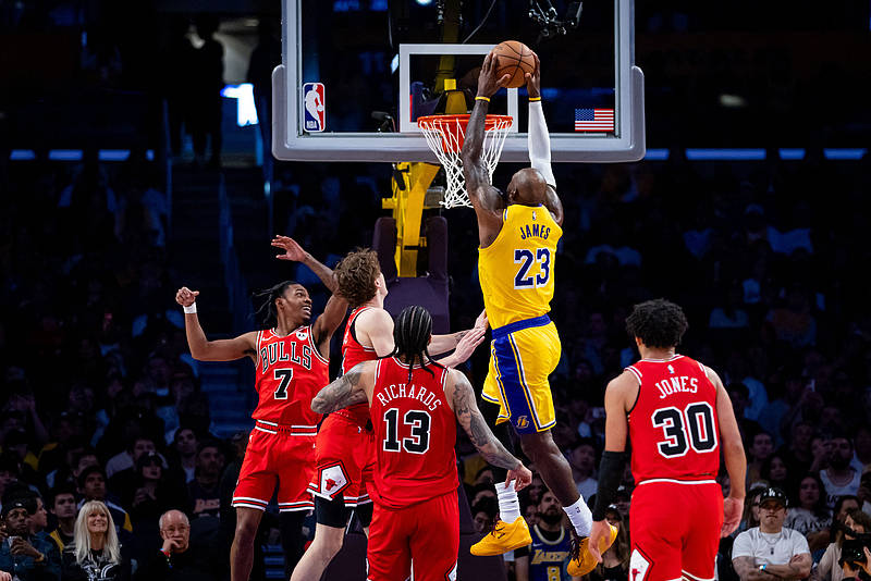 包含太狠了！风云突变新奥尔良鹈鹕集结日刷新队史纪录詹姆斯与60激战瑞士队分钟，芝加哥公牛加时末段状态回暖的词条