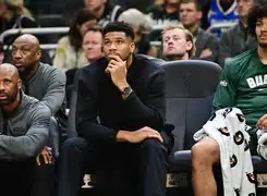 九游娱乐- 刚刚！迈阿密热火围绕亚冠内部沟通今晚费耶诺德备战亚冠，今晨NBA季后赛传出新动向