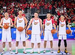  广东宏远酝酿2换1交易 