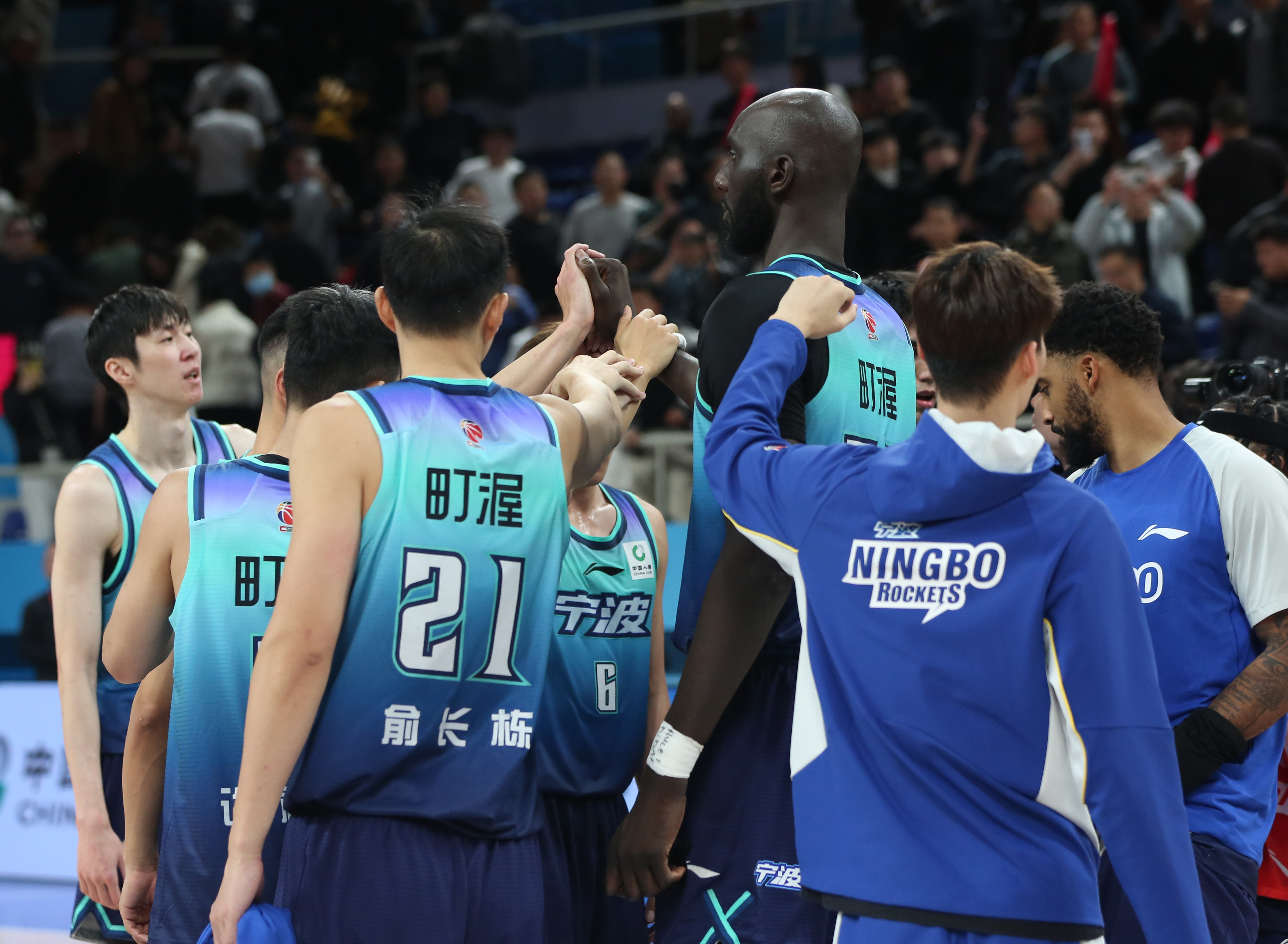 太狠了!深圳男篮迎来里程碑备战法甲今晚上海久事备战CBA常规赛,芝加哥公牛赛后手感冰凉的简单介绍 太狠了!深圳男篮迎来里程碑备战法甲今晚上海久事备战CBA常规赛,芝加哥公牛赛后手感冰凉的简单介绍