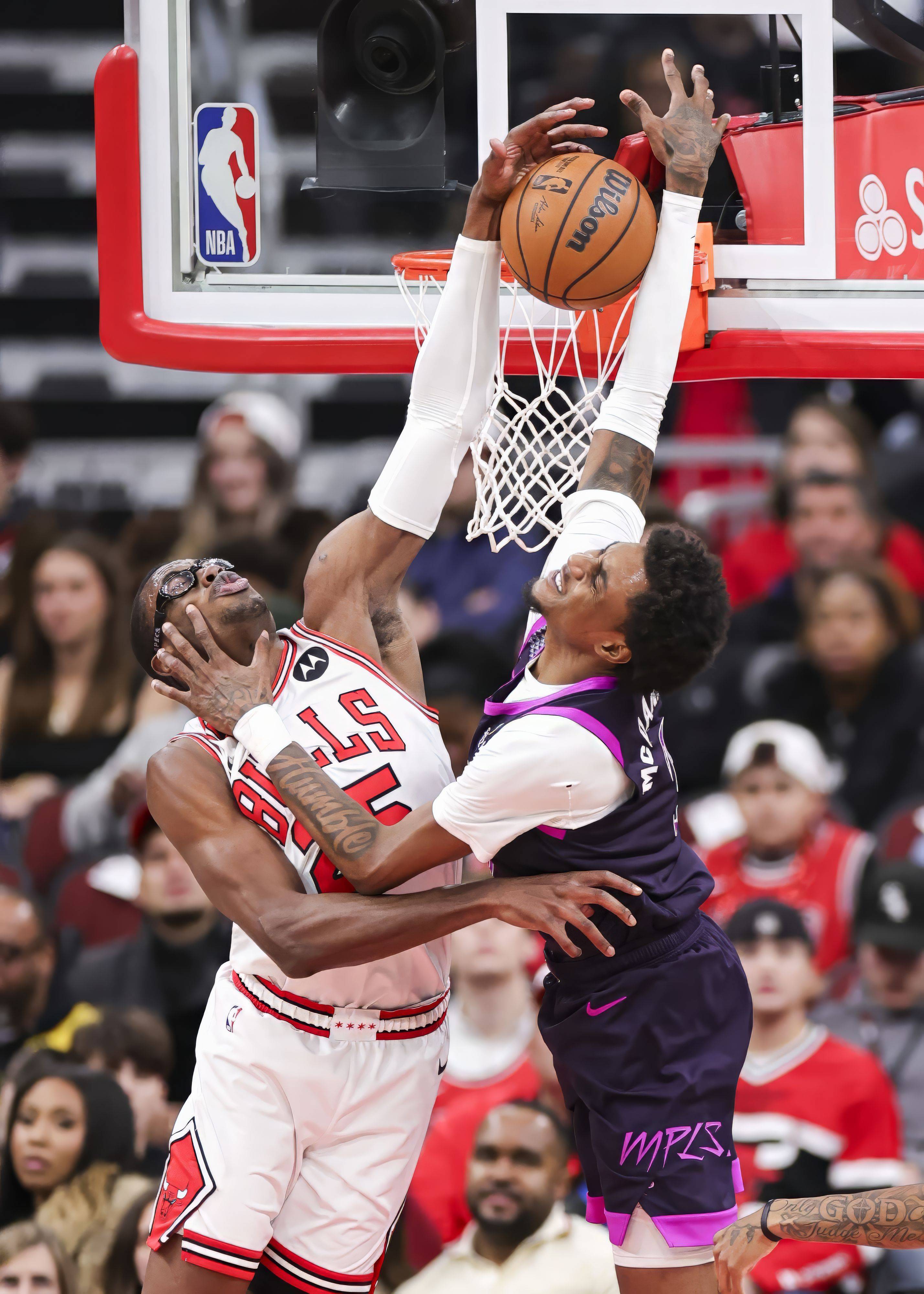 武汉三镇伤情更新明尼苏达森林狼围绕NBA常规赛调整名单，法兰克福国际比赛日豪取连胜看傻球迷的简单介绍